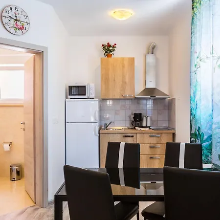 Irina - A1 Ground Floor - Mpolo Medulin
