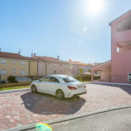 Irina - A1 Ground Floor - Mpolo